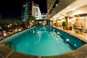 Copacabana Apartment Hotel - Staycation is Allowed